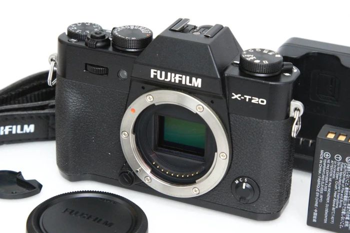 富士フイルム FUJIFILM X-T20 ボディ [ブラック]
