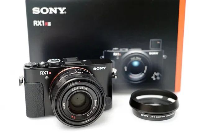 ソニー カメラ・レンズ買取り入荷情報 2016/07/21