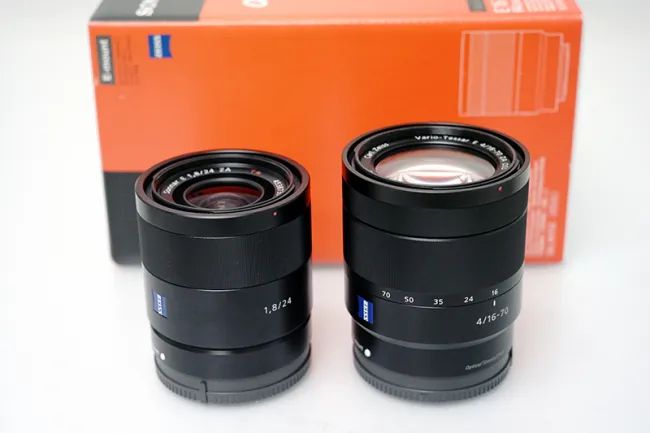 ソニー  Sonnar T* E 24mm F1.8 ZA レンズ