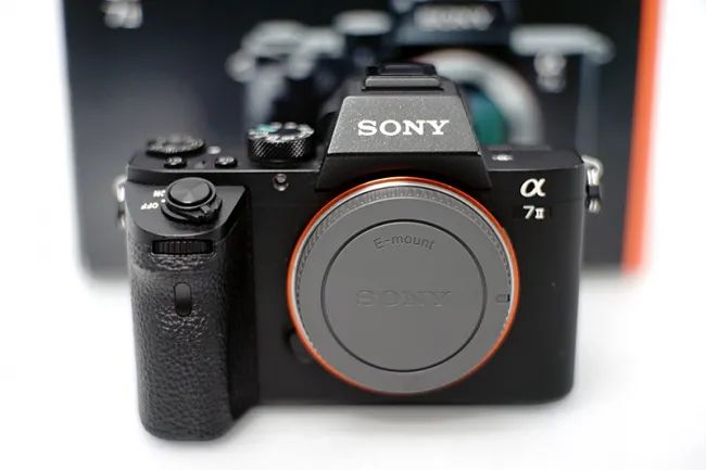 ソニー α7II ボディ ILCE-7M2 カメラ