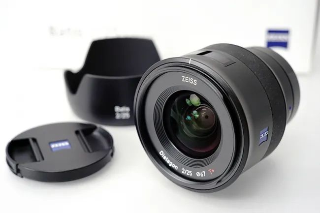 カールツァイス Batis 2/25 レンズ