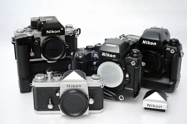 ニコン F アイレベル - F2 フォトミック - F4 MB-23グリップつき  - F5 カメラ