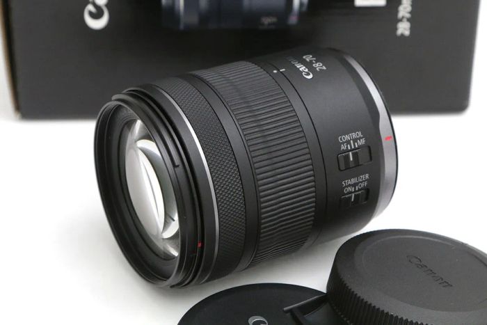 キヤノン RF28-70mm F2.8 IS STM